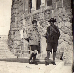  Batthyány Gyula - A művész fia, Batthyány Bálint Dobay Ferenc későbbi kertész és virágnemesítővel a cserkésztáborban 1934-ben